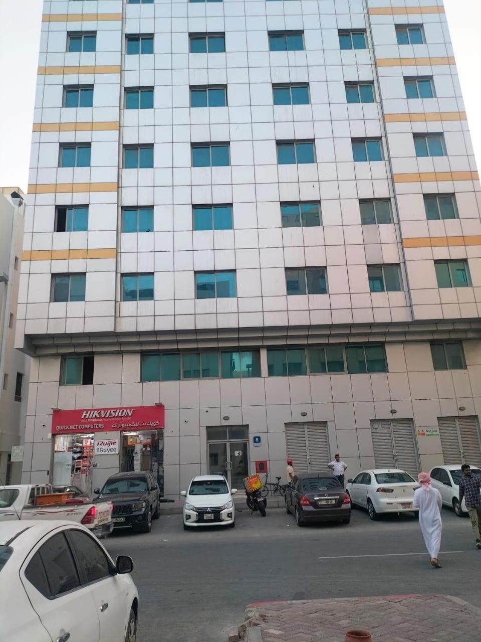 Tourist Homes Abudhabi For Family And Couple Baith Al Jannah Llc Apartment *